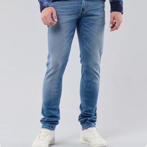 🤩Hollister STACKED SKINNY JEANS
